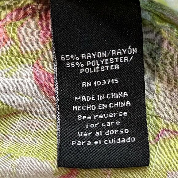 Zac & Rachel Woman Top Floral Flowy Size 2X - Picture 9 of 10